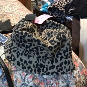 David and Young bucket hat, leopard print canvas